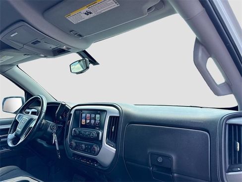 Used 2018 GMC Sierra 1500 SLE w/ SLE Value Package image 24