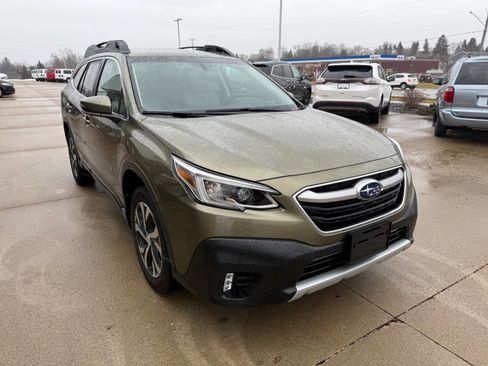 Used 2020 Subaru Outback Limited image 7