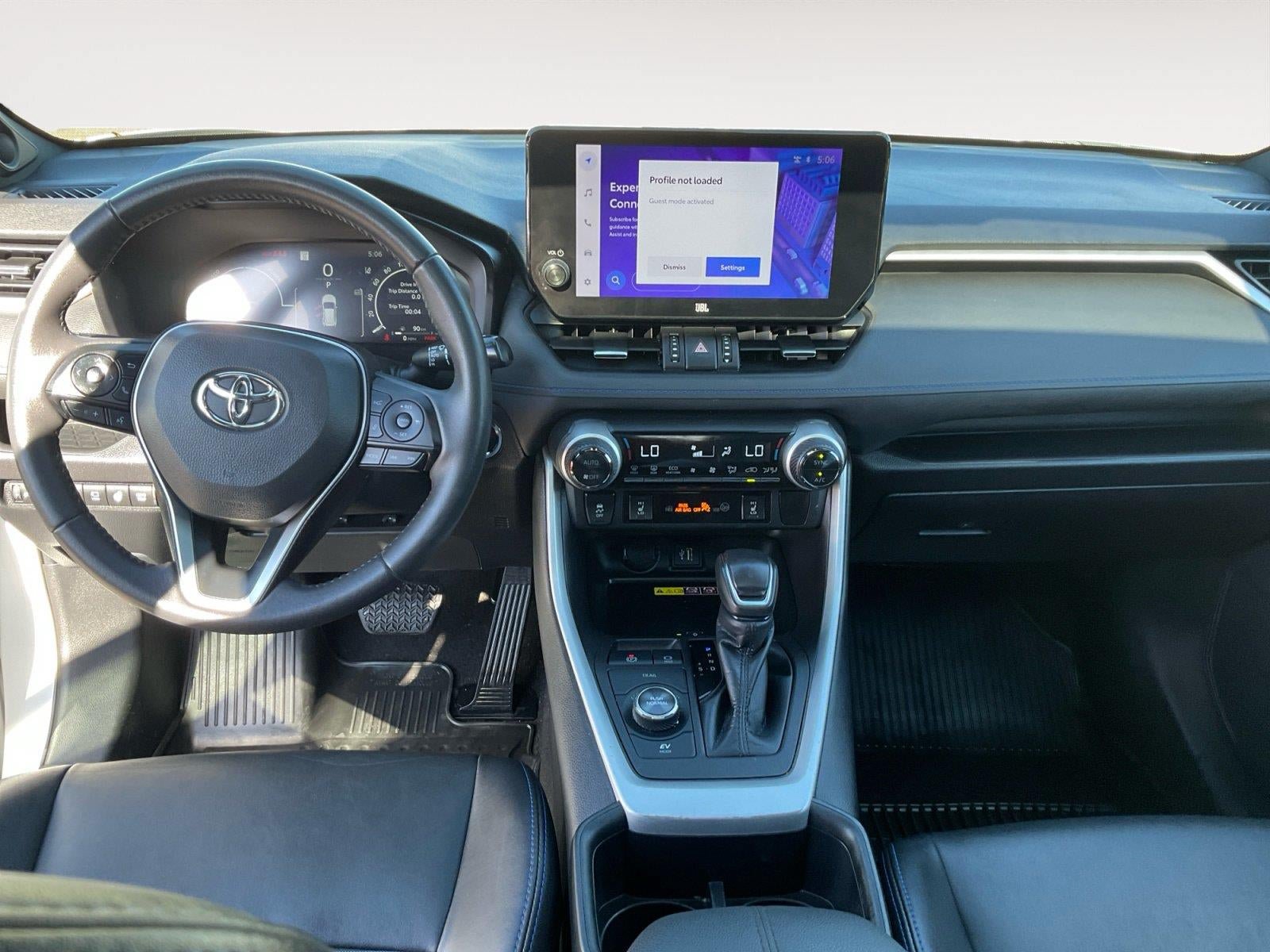 Used 2023 Toyota RAV4 XSE AWD/4WD image 10