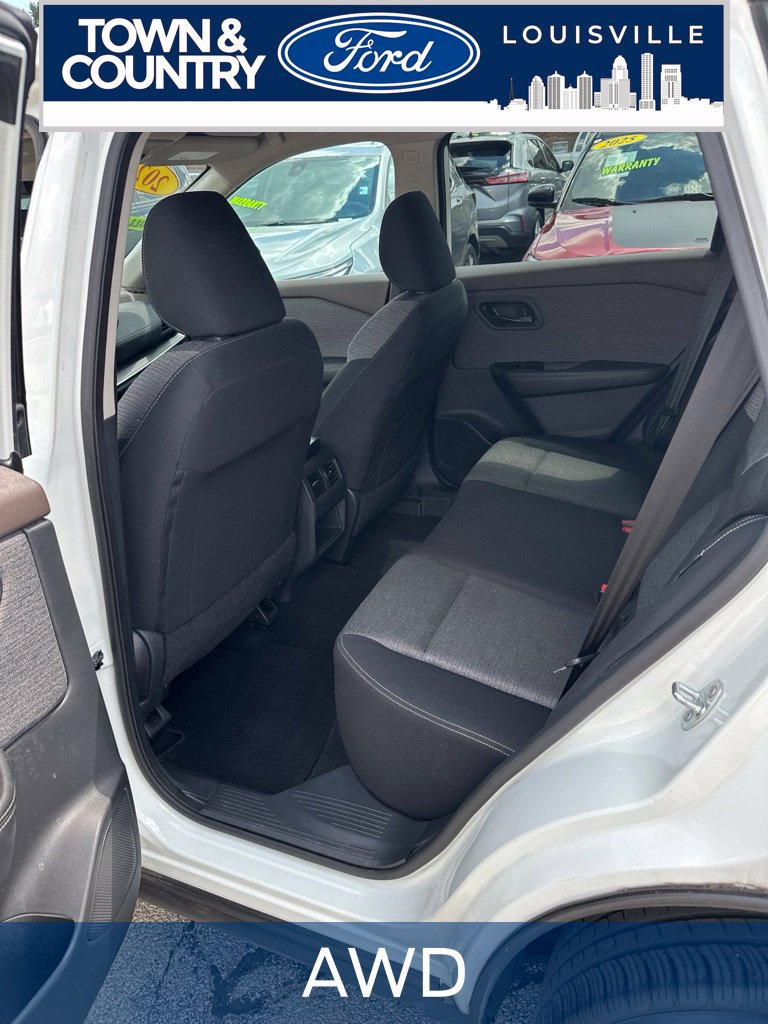 Used 2021 Nissan Rogue S AWD/4WD image 5
