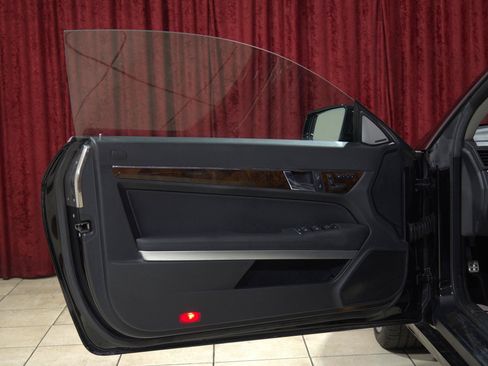 Used 2013 Mercedes-Benz E 350 Cabriolet image 6