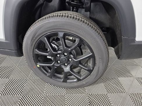 New 2026 Jeep Compass Latitude image 16