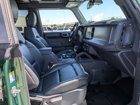 Certified 2025 Ford Bronco Badlands AWD/4WD image 32