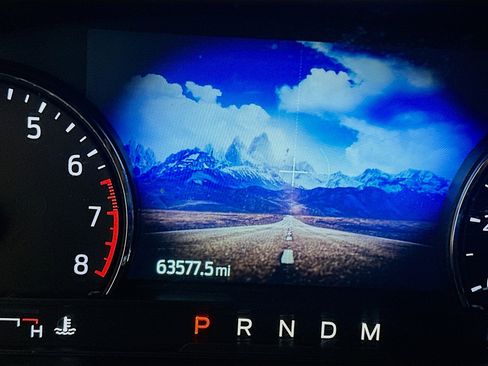 Used 2020 Ford Explorer XLT w/ Equipment Group 202A image 19