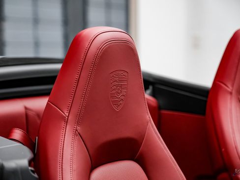 Used 2021 Porsche 911 Carrera 4 image 53