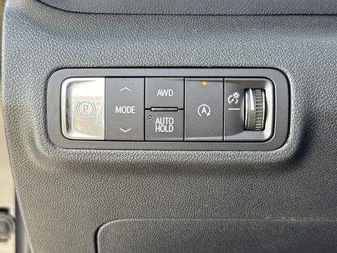 New 2026 GMC Terrain Denali w/ LPO, Floor Liner Package image 19