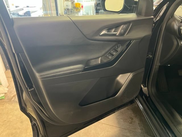 Used 2025 Chevrolet Equinox LT AWD/4WD image 7