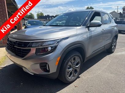 Certified 2025 Kia Seltos LX