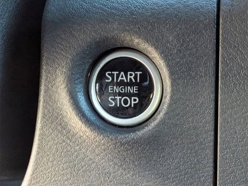 Used 2024 Nissan Frontier PRO-4X w/ Pro Premium Package image 19