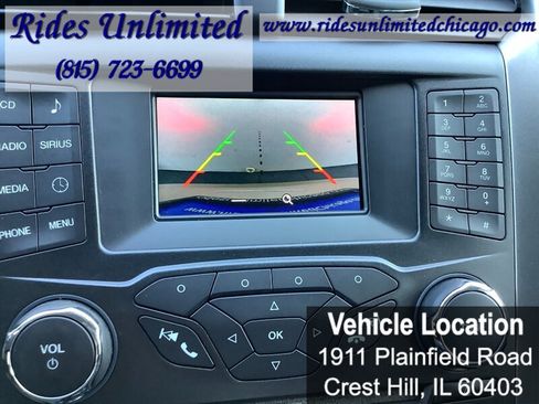 Used 2017 Ford Fusion SE FWD image 6