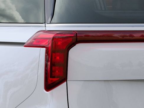 New 2027 Kia Carnival SX FWD image 11