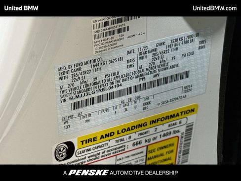 Used 2024 Lincoln Navigator L Reserve AWD/4WD image 16