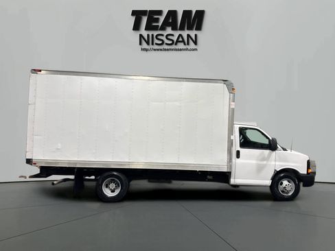 Used 2012 Chevrolet Express 3500 Extended image 7
