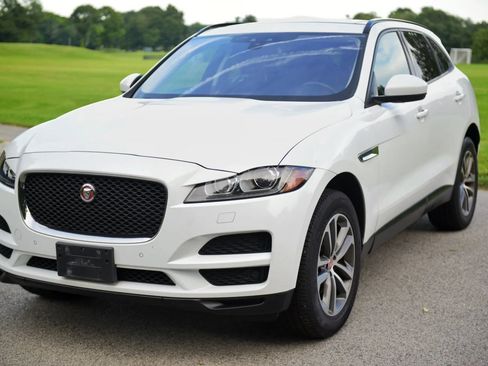 Used 2018 Jaguar F-PACE Premium AWD/4WD image 34