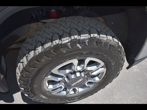 Used 2021 GMC Sierra 2500 SLE w/ SLE Convenience Package AWD/4WD image 38