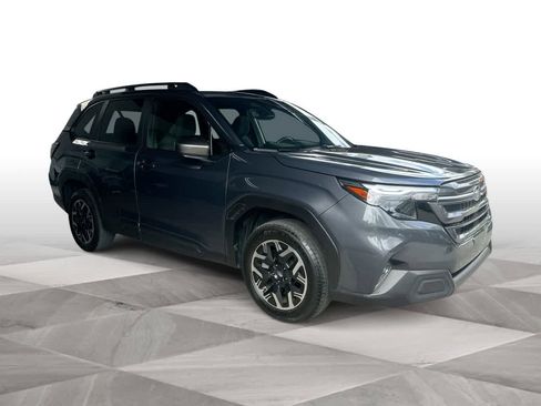 Certified 2025 Subaru Forester Premium AWD/4WD image 2
