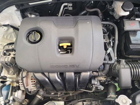 Used 2020 Kia Soul LX FWD image 30