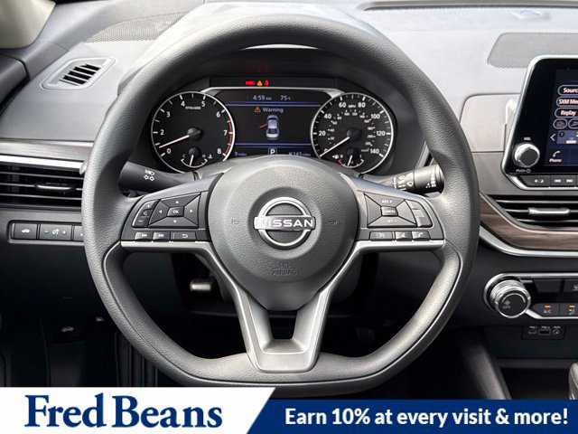 New 2026 Nissan Altima 2.5 SV FWD image 18