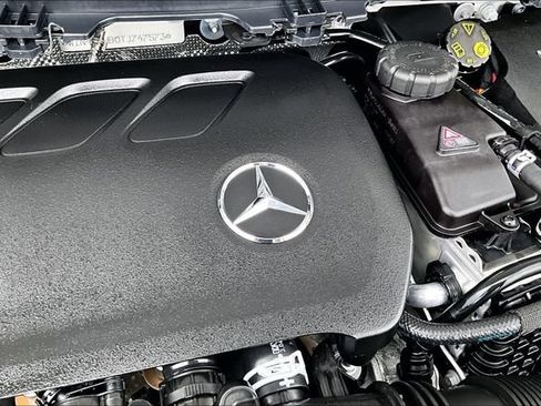 Used 2026 Mercedes-Benz GLA 250 4MATIC image 28