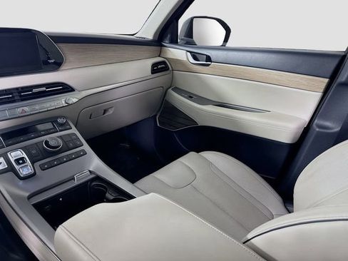 Used 2022 Hyundai Palisade Limited FWD image 25
