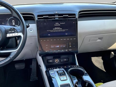 Used 2022 Hyundai Tucson Limited FWD image 6