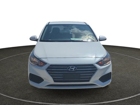 Used 2021 Hyundai Accent SE FWD image 9