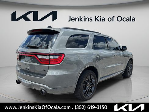 Used 2023 Dodge Durango R/T RWD image 4