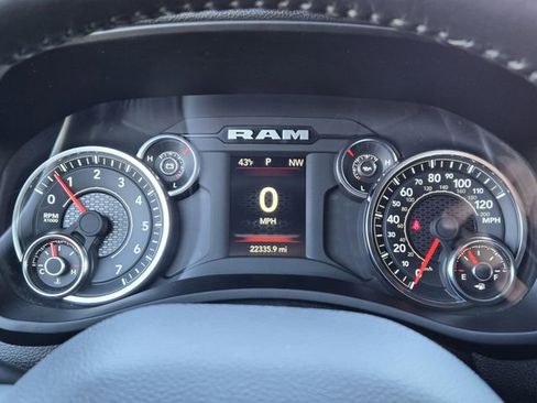 Used 2024 RAM 2500 Big Horn w/ Bed Utility Group image 16