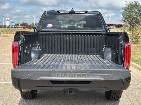 Used 2025 Toyota Tundra Limited w/ TRD Off-Road Package AWD/4WD image 7