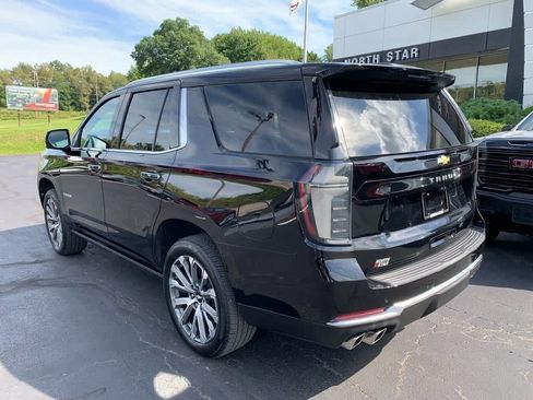 Used 2025 Chevrolet Tahoe High Country AWD/4WD image 3