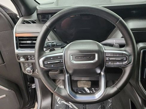 Used 2025 GMC Yukon Denali AWD/4WD image 14