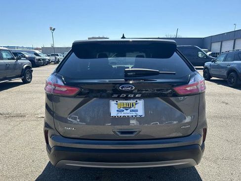 Certified 2023 Ford Edge SEL w/ Convenience Package AWD/4WD image 5