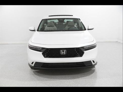 Used 2024 Honda Accord EX image 2