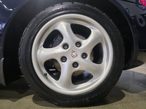 Used 1999 Porsche Boxster RWD image 30
