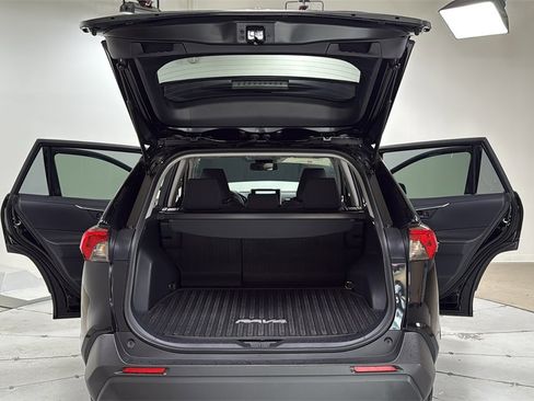 Certified 2025 Toyota RAV4 LE image 16
