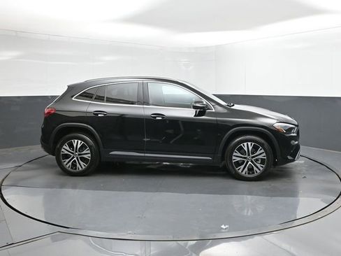 Certified 2025 Mercedes-Benz GLA 250 image 15