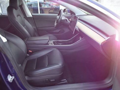 Used 2018 Tesla Model 3 Long Range RWD image 33