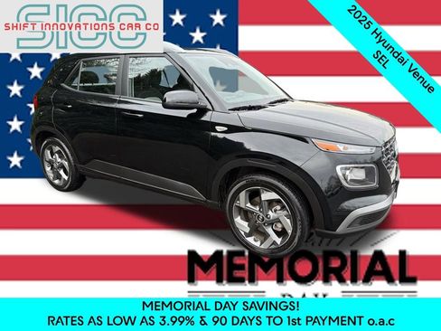 Used 2025 Hyundai Venue SEL FWD image 8