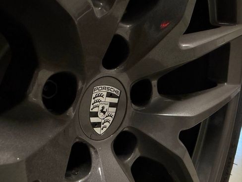 Certified 2026 Porsche Macan Turbo AWD/4WD image 41
