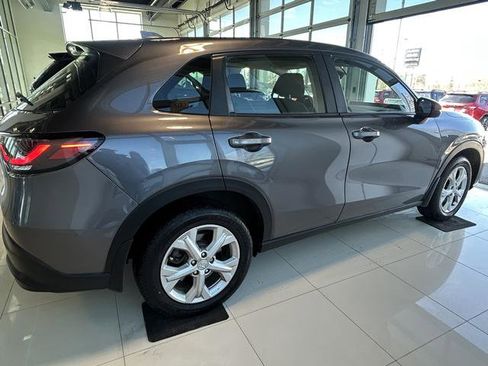 Used 2023 Honda HR-V LX image 7
