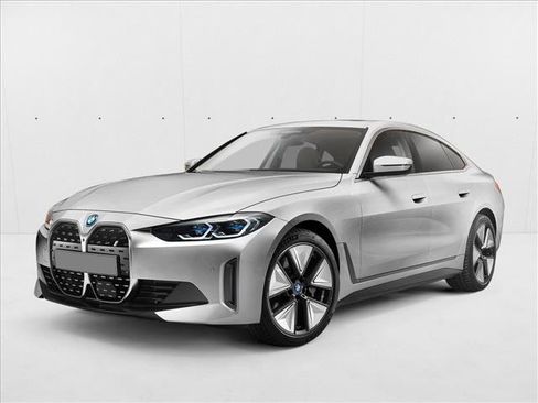 Used 2022 BMW i4 eDrive40 RWD image 1