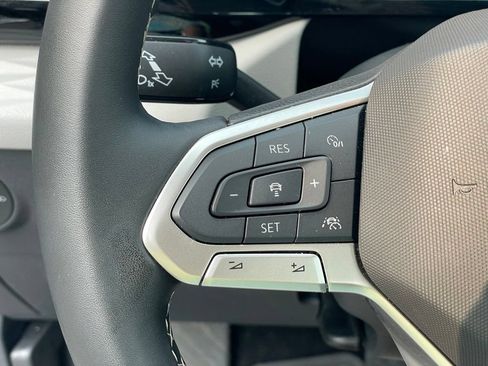 Certified 2024 Volkswagen Taos S AWD/4WD image 16