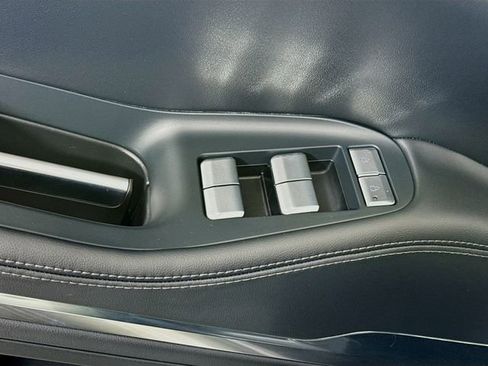 New 2025 Lincoln Navigator Reserve w/ Jet Appearance Package image 18