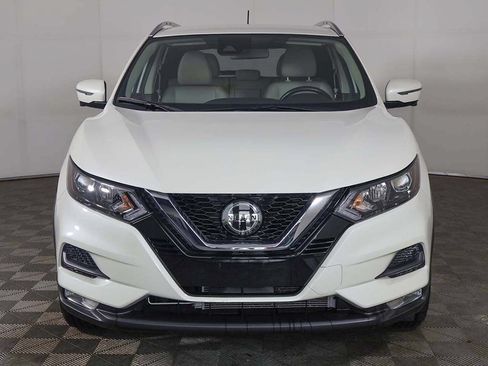 Used 2022 Nissan Rogue Sport SV w/ Technology Package AWD/4WD image 10