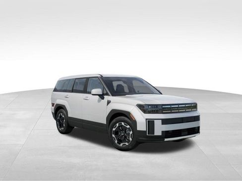 New 2026 Hyundai Santa Fe SE image 2