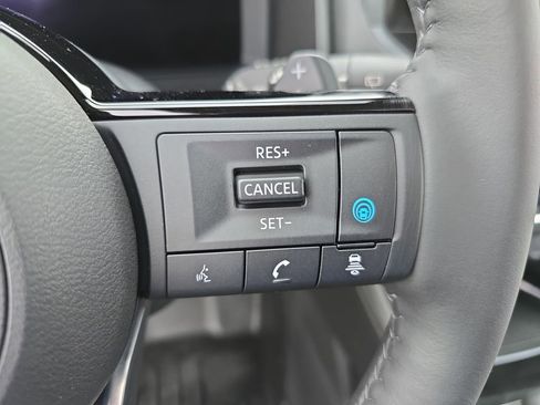 Used 2023 Nissan Rogue Platinum w/ Platinum Premium Package AWD/4WD image 21