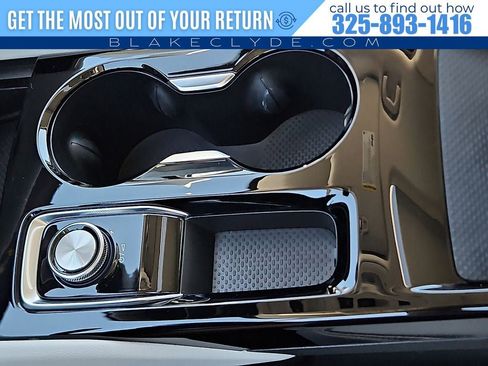 Used 2024 Buick Envision Avenir image 26