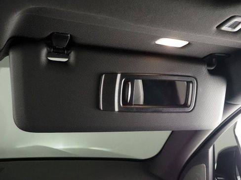 Used 2026 BMW X5 sDrive40i image 81