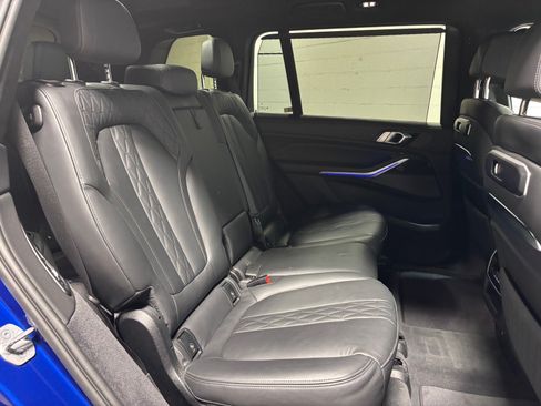 Used 2023 BMW X7 M60i w/ Executive Package AWD/4WD image 34