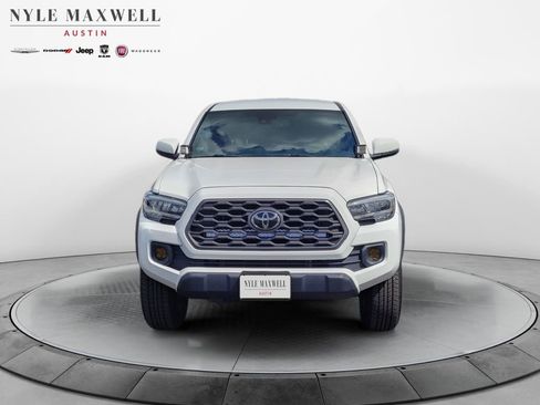 Used 2021 Toyota Tacoma TRD Off-Road image 17